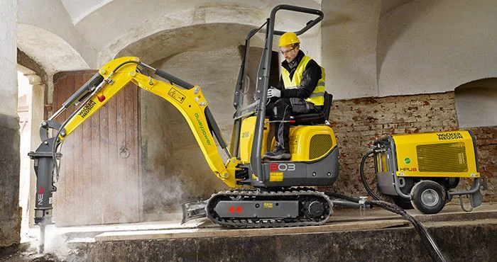 Alquiler mini excavadora 803 Waker neuson