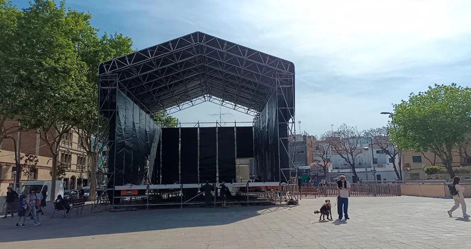 escenario keder festes de maig badalona