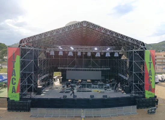 alquiler escenario Keder XL