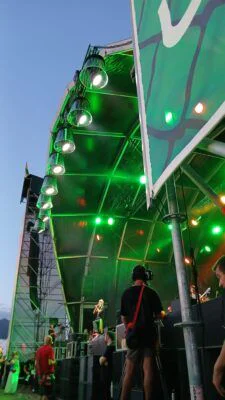 alquiler escenario orbit